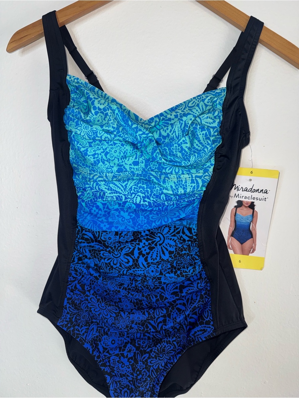Miraclesuit Miradonna Swimsuit Black One Piece Sheer Illusionist Twist Size 6 - Picture 9 of 9